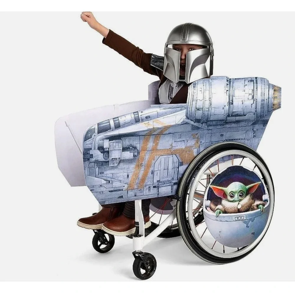 Disney Store Mandalorian Adaptive Halloween Costume sz Med SCRATCHES ON HELMET